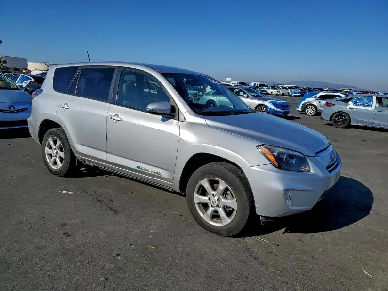2013 TOYOTA RAV4 EV   