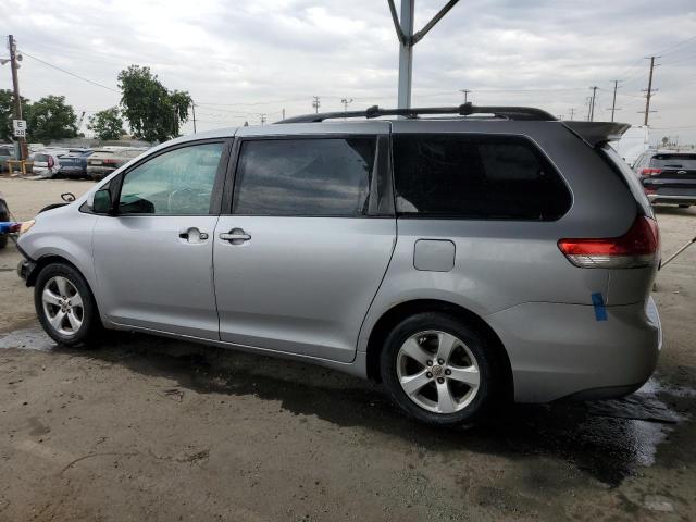 2012 TOYOTA SIENNA LE