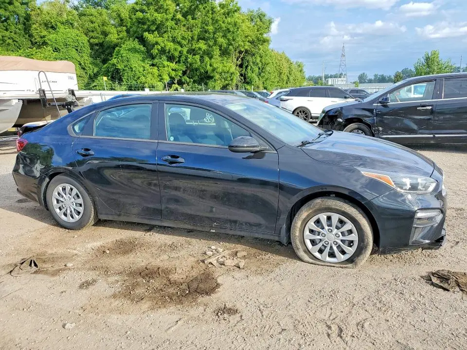 2021 KIA FORTE FE  
