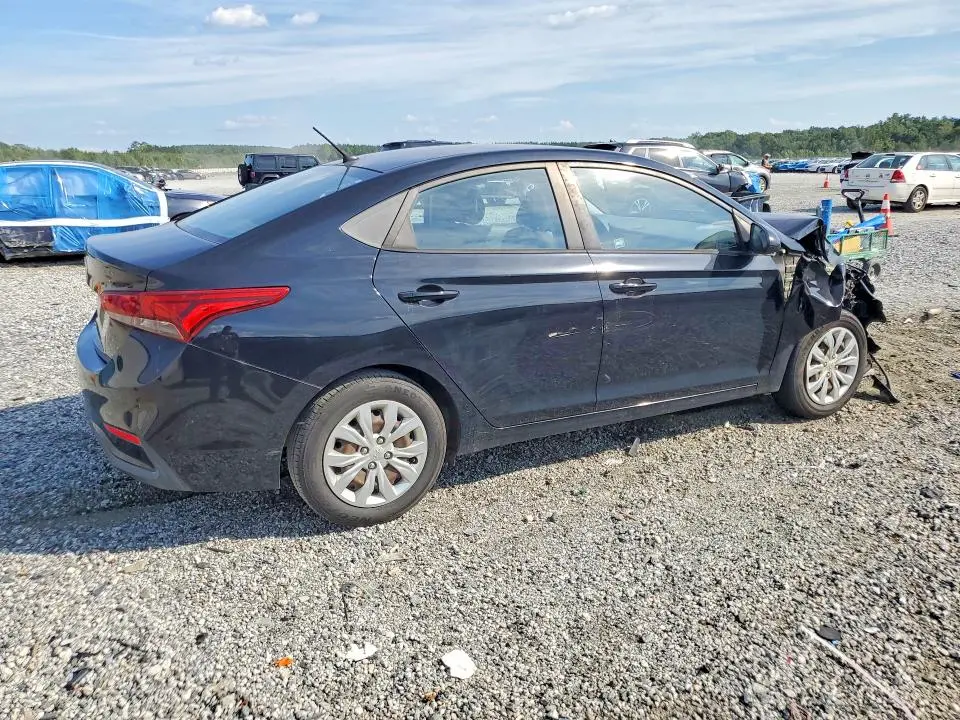 2018 HYUNDAI ACCENT SE  