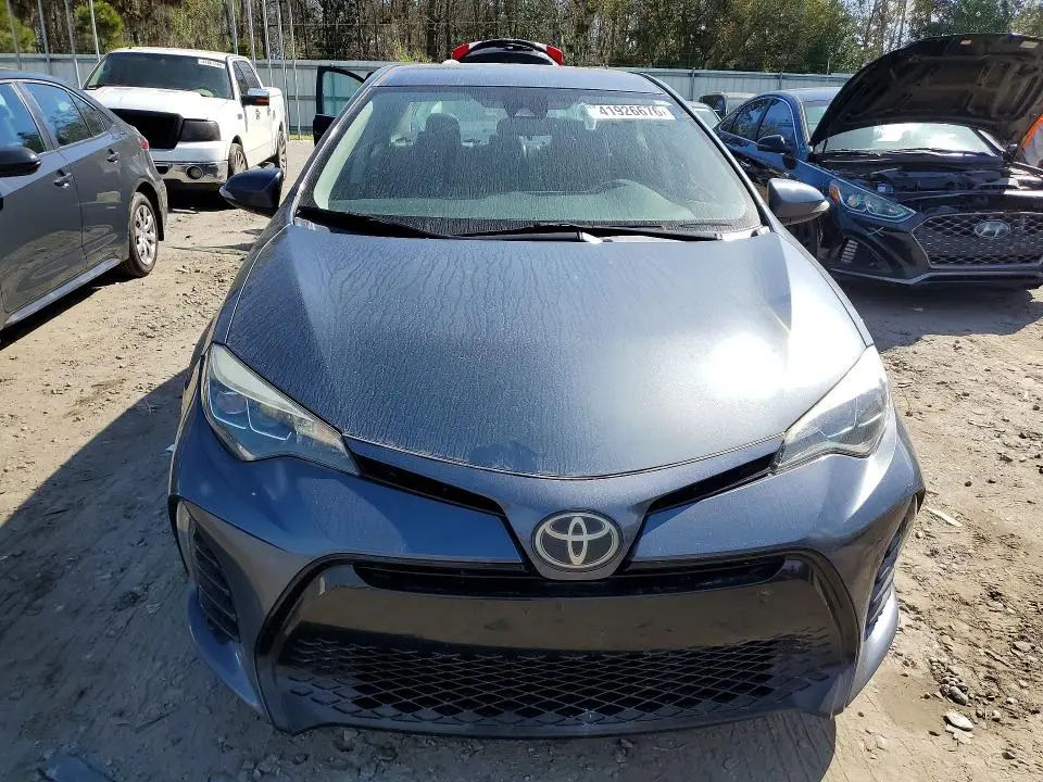 2017 TOYOTA COROLLA SE  