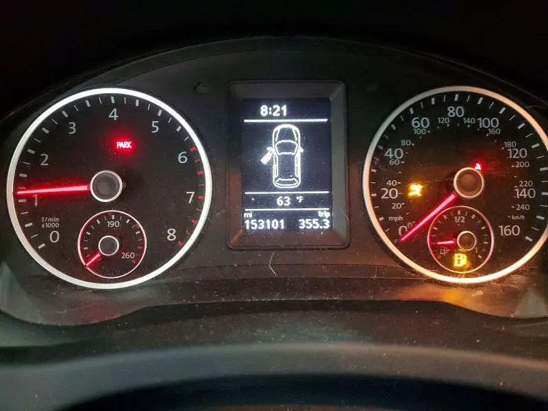2014 VOLKSWAGEN TIGUAN S  