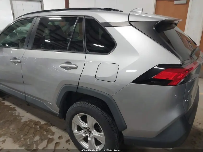 2020 TOYOTA RAV4 HYBRID LE