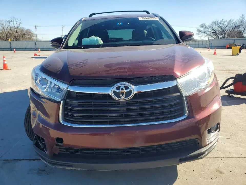2016 TOYOTA HIGHLANDER LIMITED  