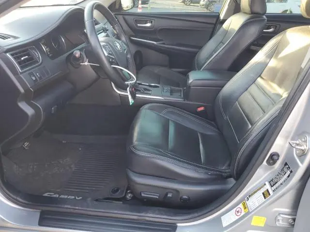 2016 TOYOTA CAMRY LE  