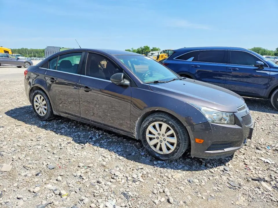 2011 CHEVROLET CRUZE LS  