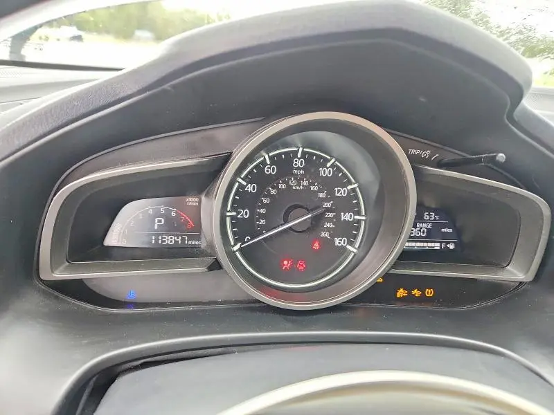 2018 MAZDA 3 TOURING  