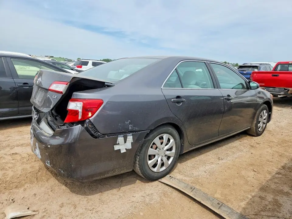 2012 TOYOTA CAMRY LE  