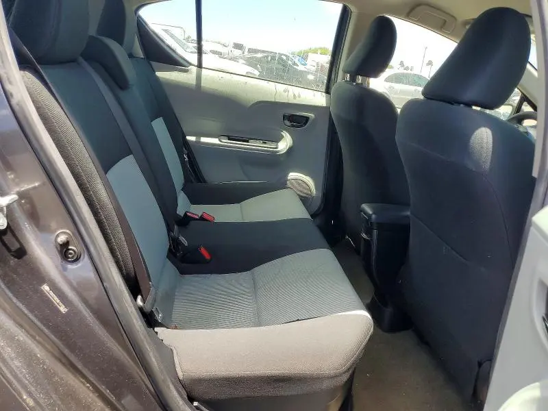 2014 TOYOTA PRIUS C TWO  