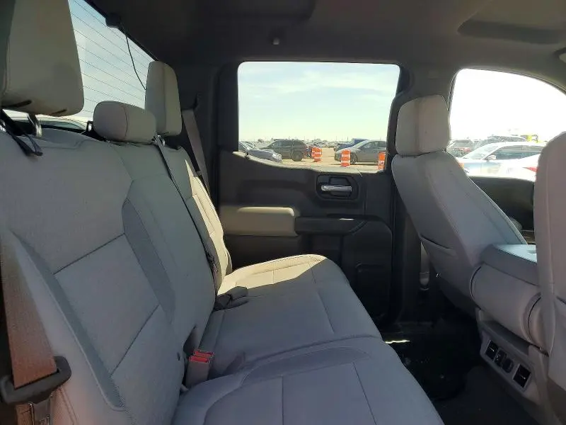 2021 CHEVROLET SILVERADO C1500 LT  