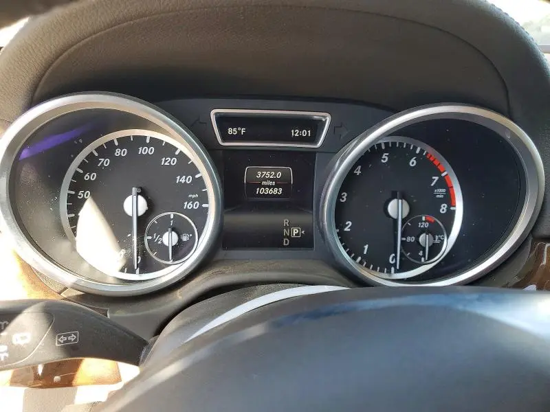 2015 MERCEDES-BENZ GL 550 4MATIC  