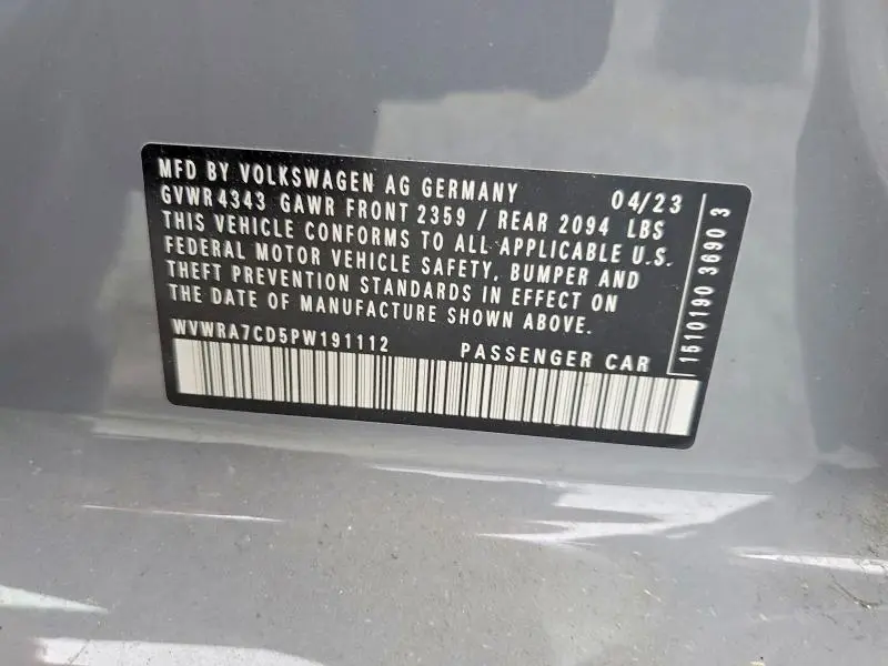 2023 VOLKSWAGEN GTI SE  