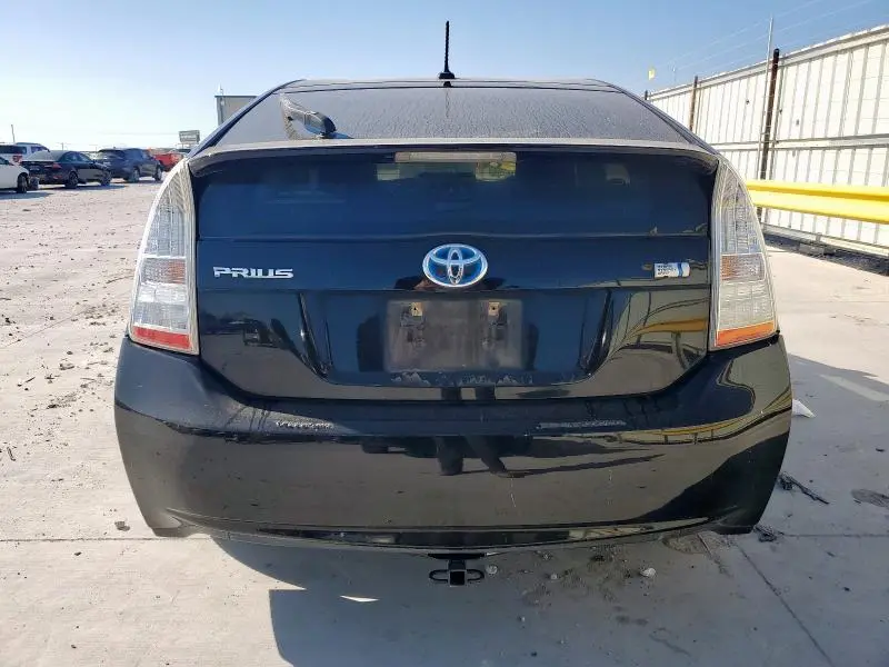2011 TOYOTA PRIUS   
