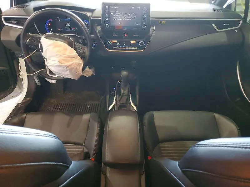 2022 TOYOTA COROLLA XSE  