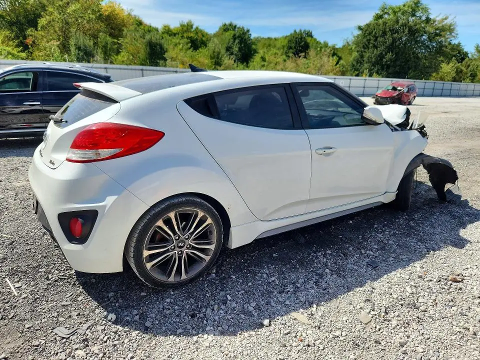 2016 HYUNDAI VELOSTER TURBO  