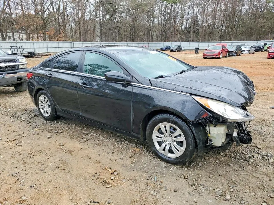 2011 HYUNDAI SONATA GLS  