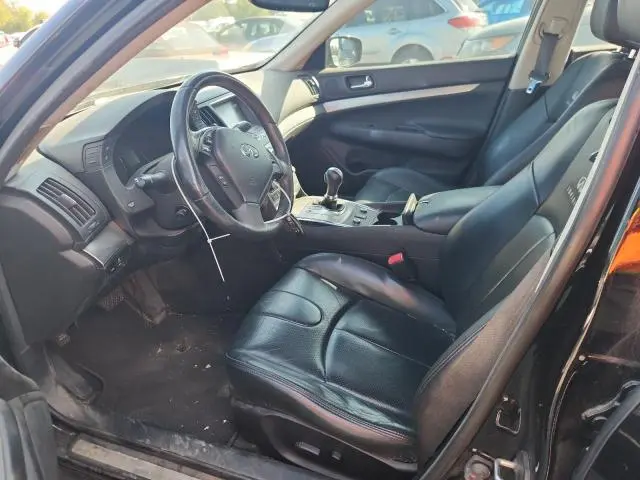 2012 INFINITI G37   