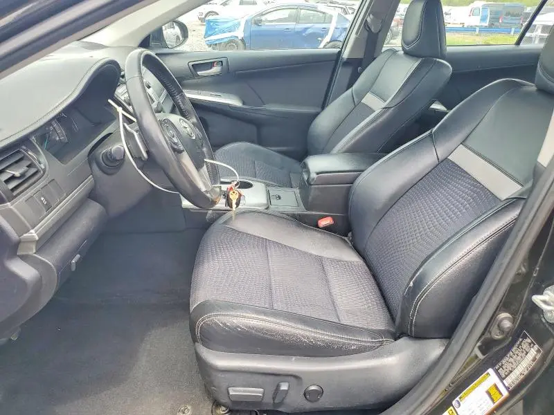 2012 TOYOTA CAMRY SE  