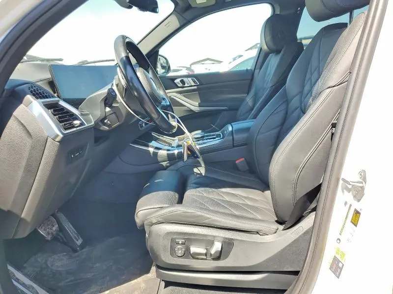 2024 BMW X5 XDRIVE50E  