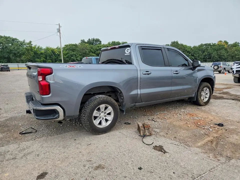 2021 CHEVROLET SILVERADO K1500 LT  