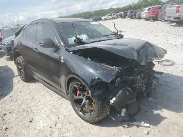 2022 ALFA ROMEO STELVIO QUADRIFOGLIO  