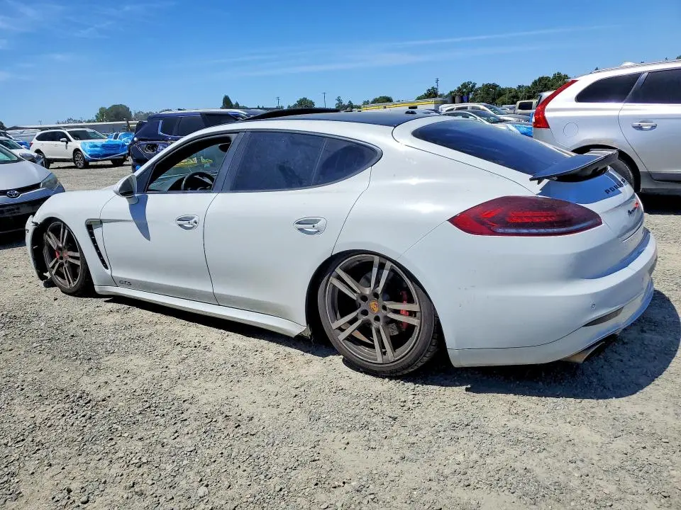 2016 PORSCHE PANAMERA GTS  
