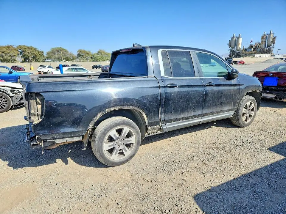 2017 HONDA RIDGELINE RTL  