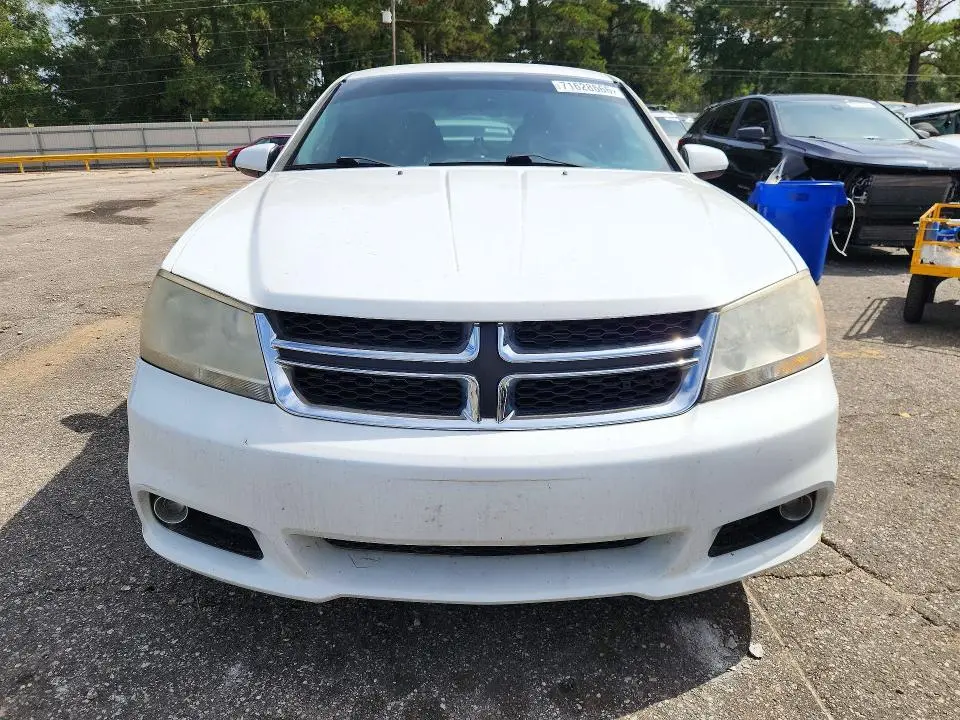 2011 DODGE AVENGER MAINSTREET  