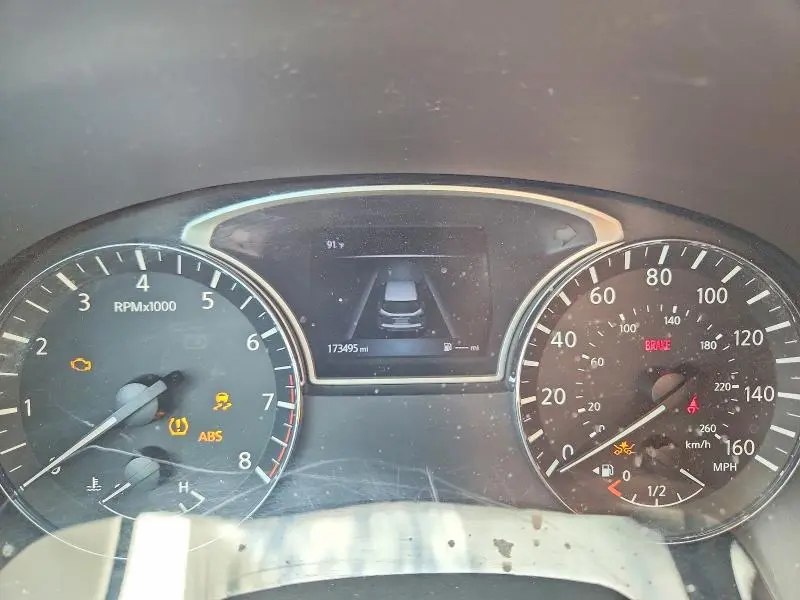 2018 NISSAN PATHFINDER SV  