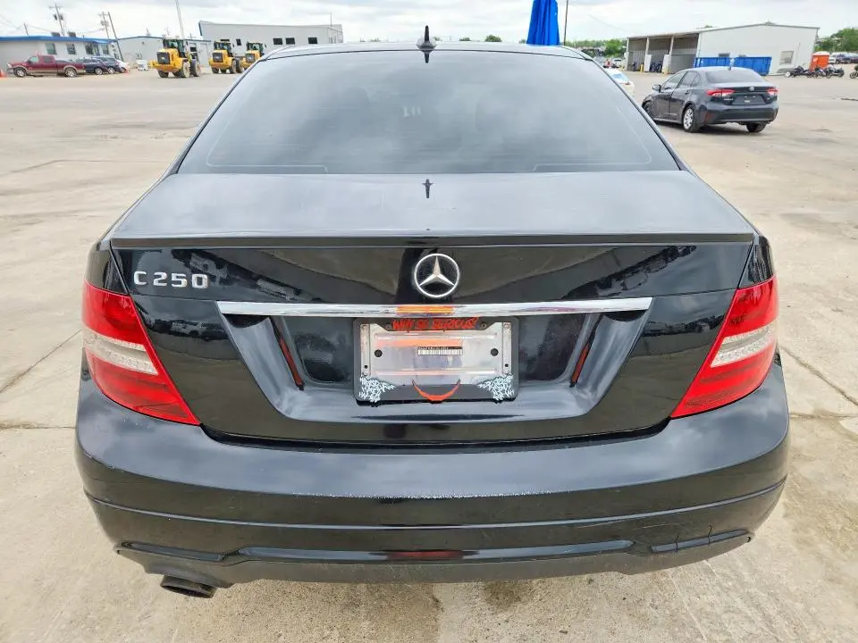 2012 MERCEDES-BENZ C 250  