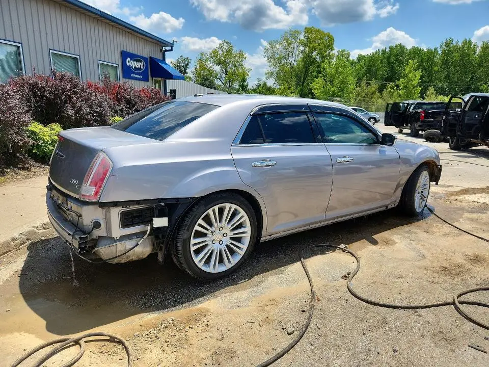 2014 CHRYSLER 300C   