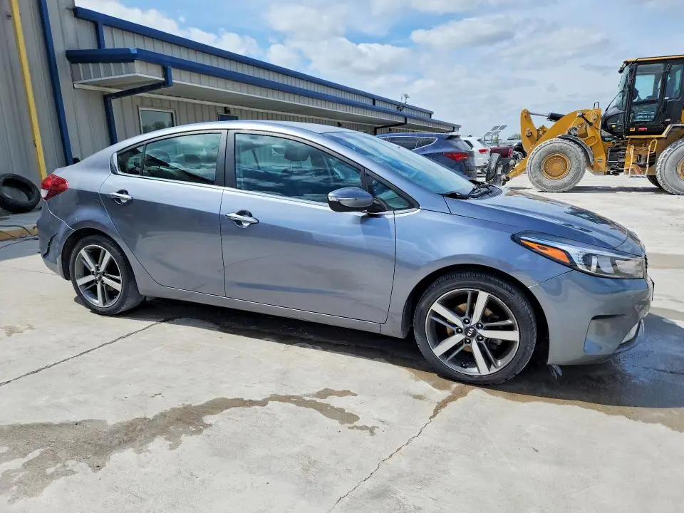2017 KIA FORTE EX  