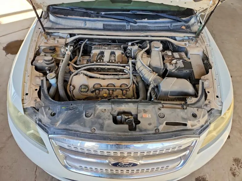 2011 FORD TAURUS SEL  