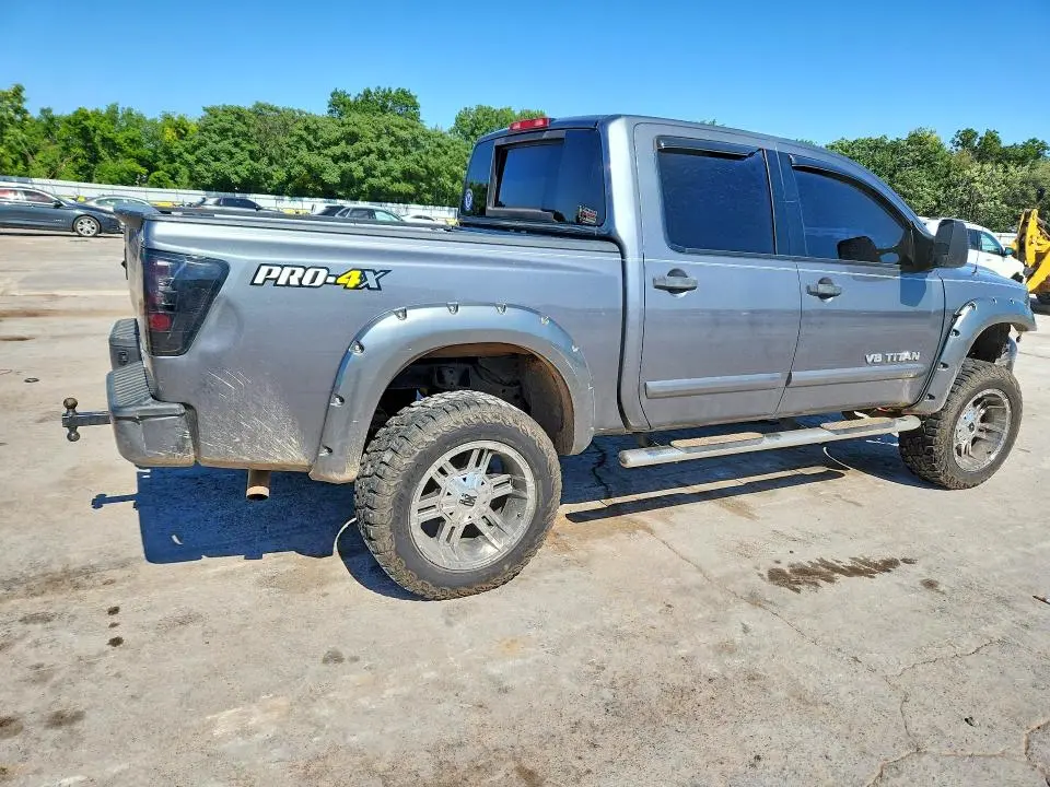 2014 NISSAN TITAN PRO-4X  