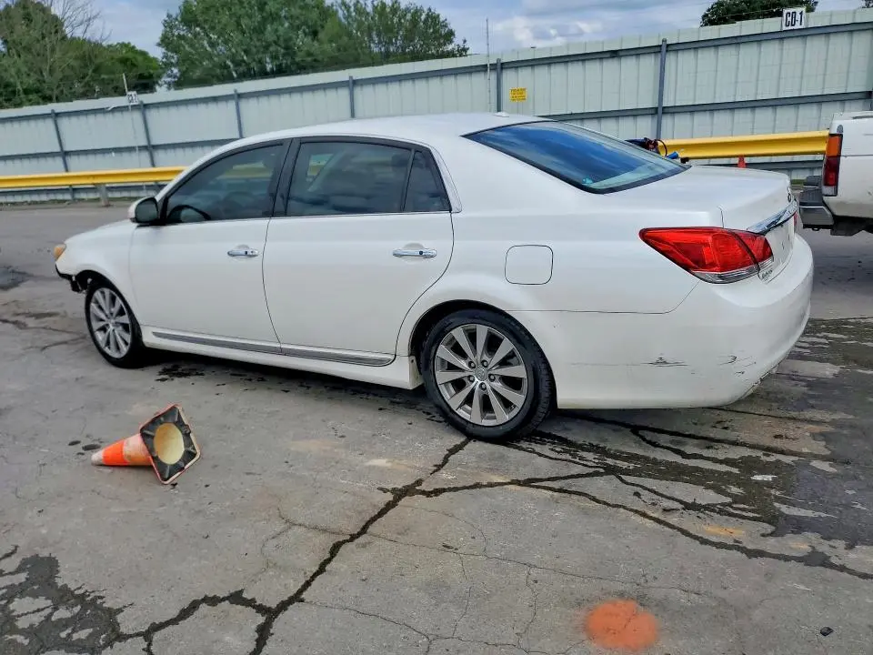 2011 TOYOTA AVALON LIMITED  