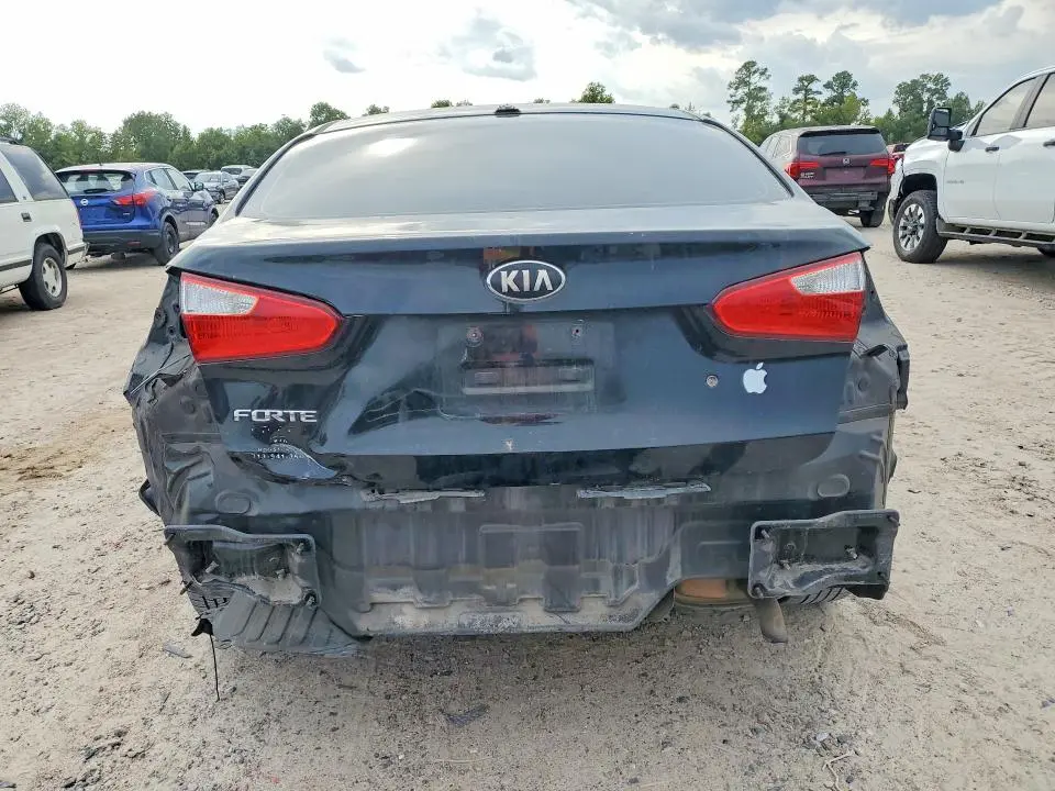 2014 KIA FORTE LX  