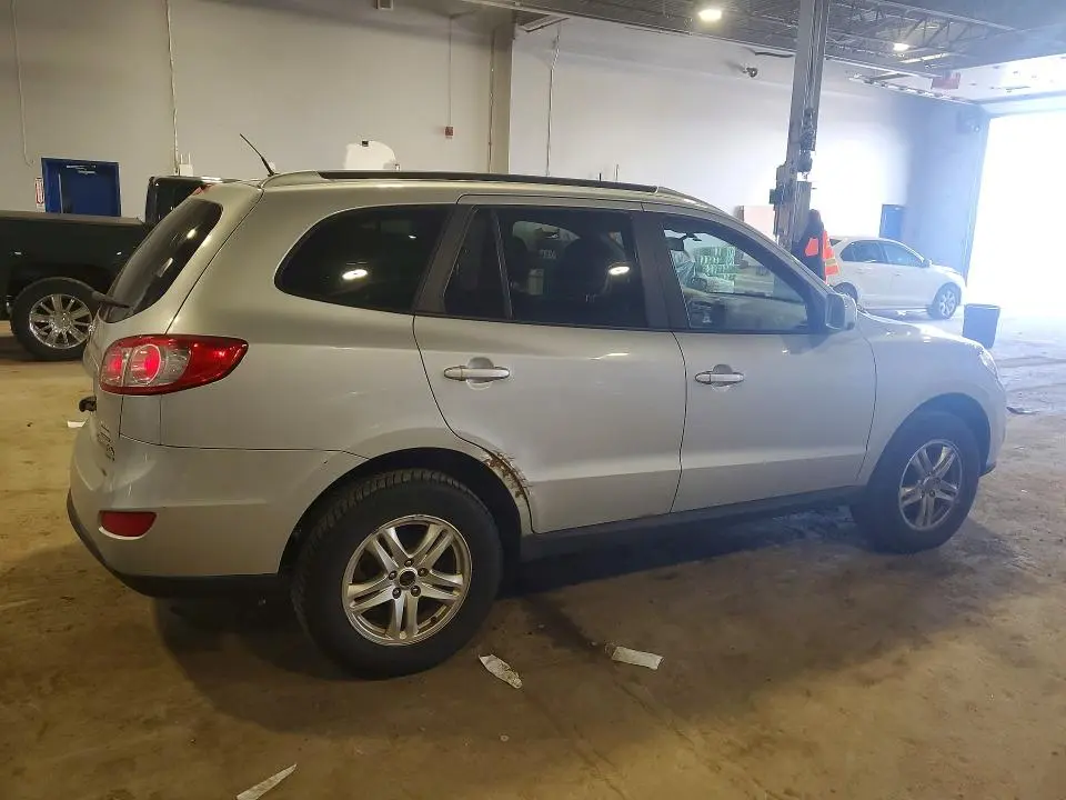 2010 HYUNDAI SANTA FE GLS  