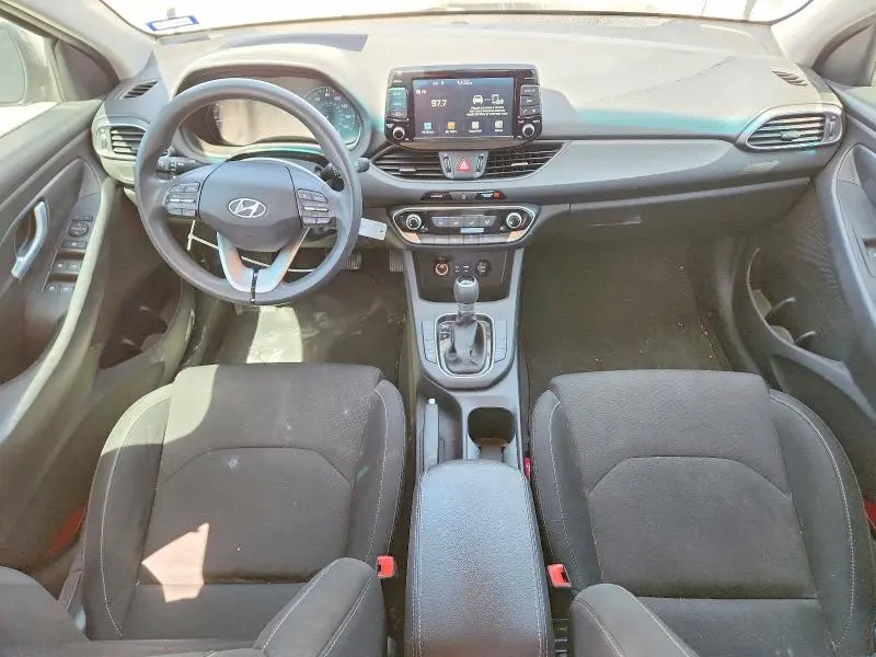 2018 HYUNDAI ELANTRA GT BASE  