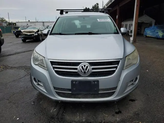 2011 VOLKSWAGEN TIGUAN S  