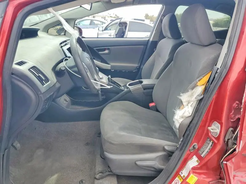 2013 TOYOTA PRIUS TWO  