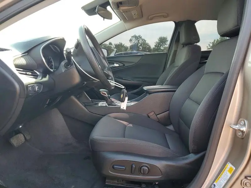 2025 CHEVROLET MALIBU LT  