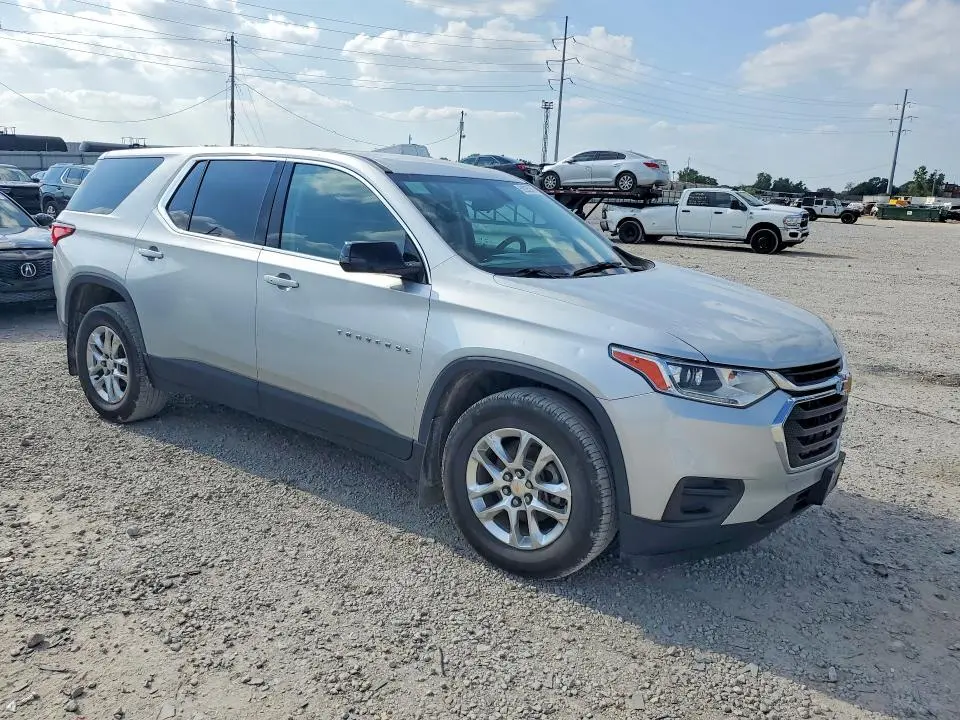 2018 CHEVROLET TRAVERSE LS  