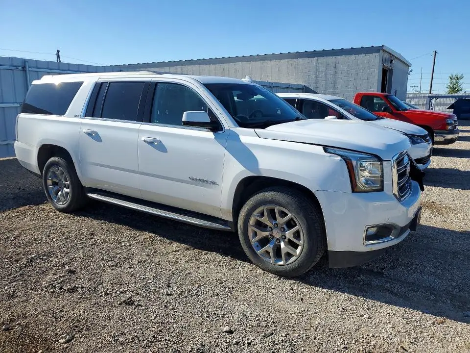 2017 GMC YUKON XL K1500 SLT  