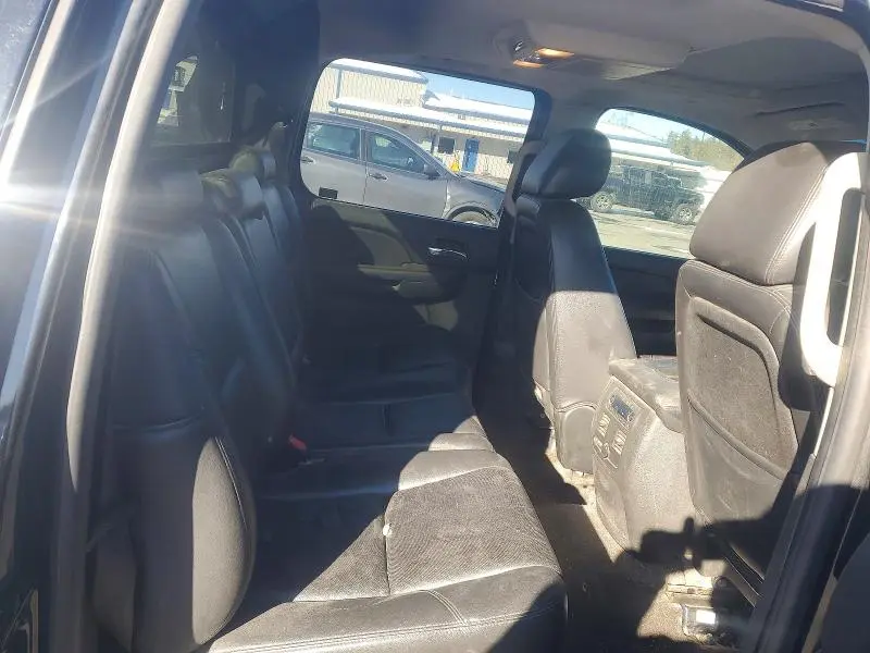 2010 CHEVROLET AVALANCHE LTZ  