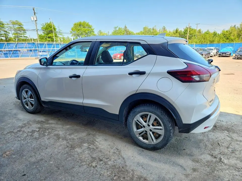 2021 NISSAN KICKS S  