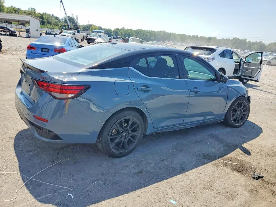 2025 NISSAN SENTRA SR  