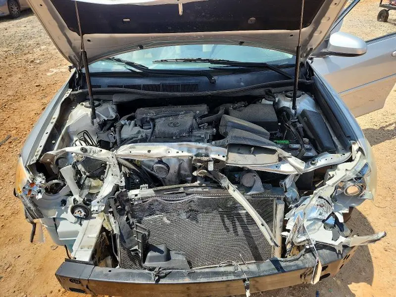 2014 TOYOTA CAMRY XLE  