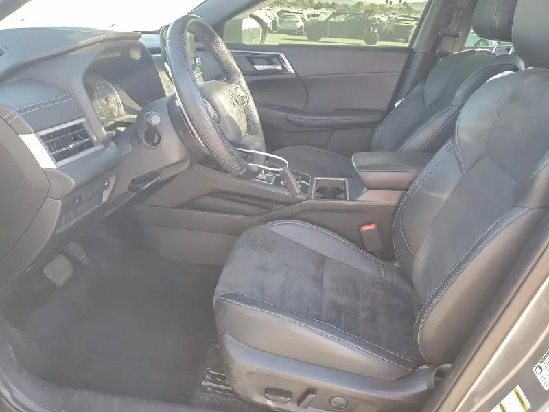 2022 MITSUBISHI OUTLANDER SE  