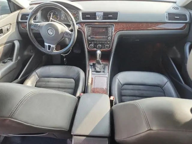 2012 VOLKSWAGEN PASSAT SEL  
