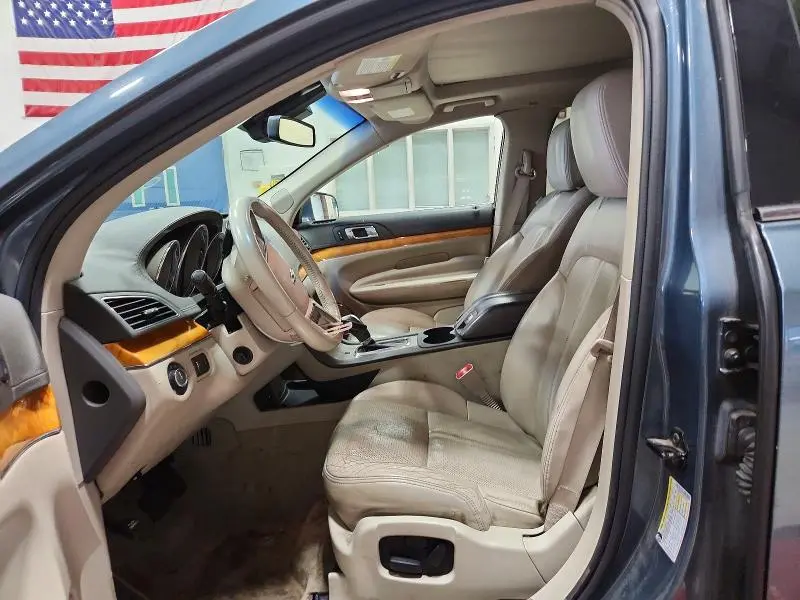 2010 LINCOLN MKT   